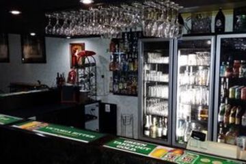 Hotel Bar
