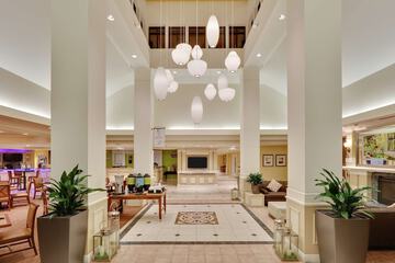 Hotel Interior 8 of 60