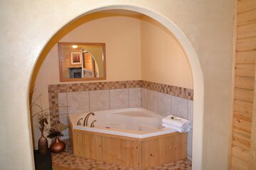 Private spa tub