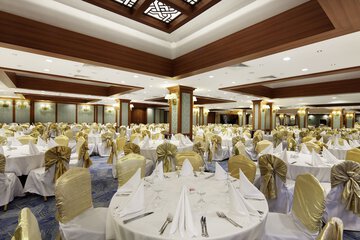 Banquet hall