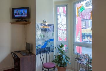 In-room business center