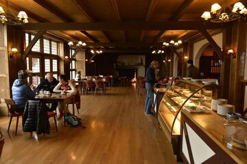 Cafe