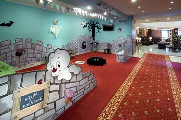 Children's play area - indoor