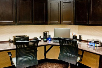Business Center 22 of 22