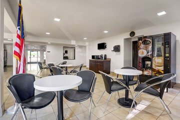 Breakfast/Coffee Service 41 of 46