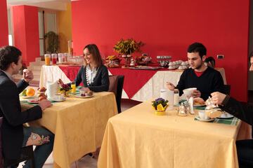 Breakfast area