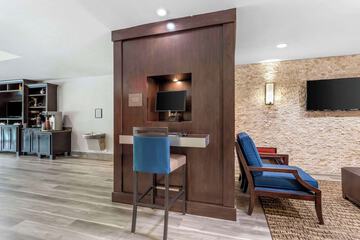 Business Center 45 of 45