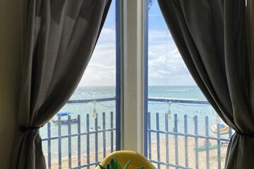 Beach/ocean view