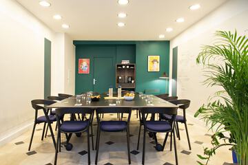 Meeting facility
