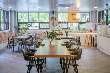 Cafe
