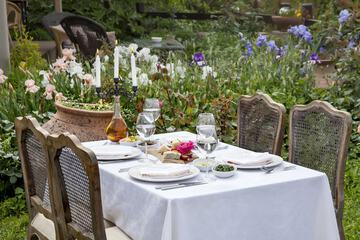 Couples dining