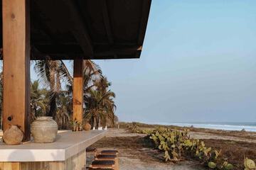 Beach bar