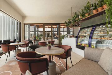 Cafe