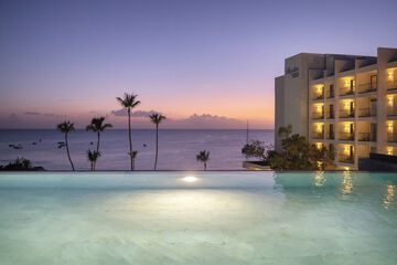 Rooftop pool
