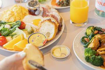 Breakfast buffet