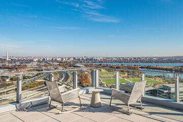 Sundeck