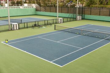 Tennis court