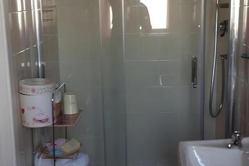Photo 33