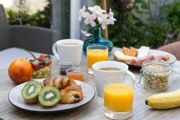 Breakfast meal