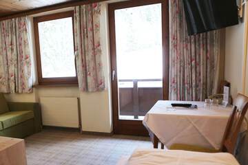Spa reception