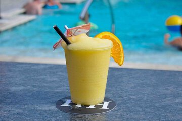 Poolside bar