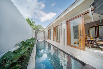 Private pool