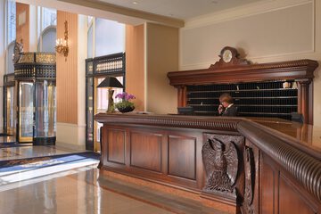 Concierge desk