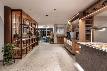 Breakfast area