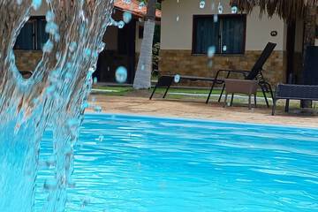 Pool waterfall