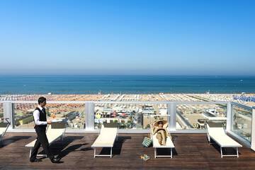 Sundeck