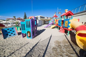 Children's play area - outdoor