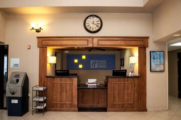 Holiday Inn Express Airport - Tucson by IHG