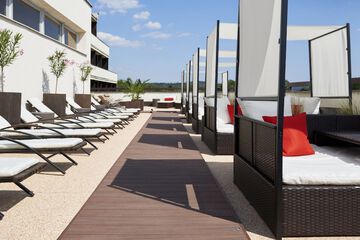 Sundeck
