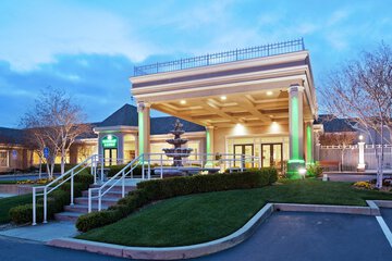 Holiday Inn Redding by IHG