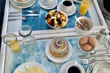 Breakfast meal