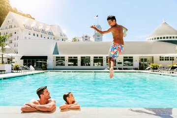 Pool 14 of 135