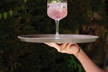 Poolside bar