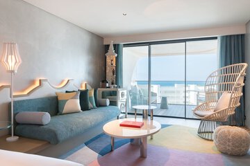 Beach/ocean view