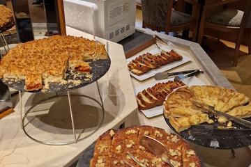 Breakfast buffet