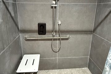 Hand-held showerhead