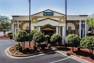 Quality Inn & Suites Mooresville - Lake Norman