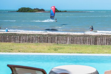 Surfing/boogie boarding