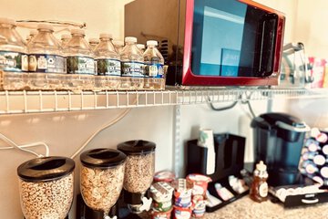 Breakfast/Coffee Service 48 of 51