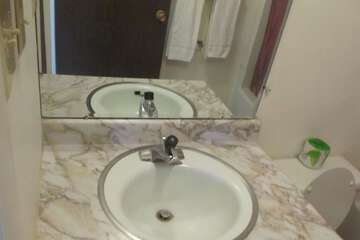Bathroom sink