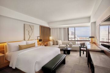 Room 52 of 99