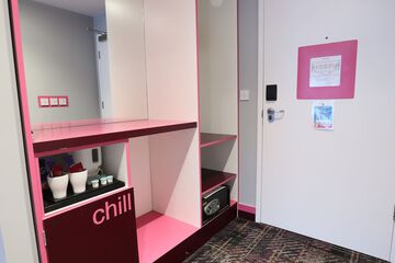 Room amenity