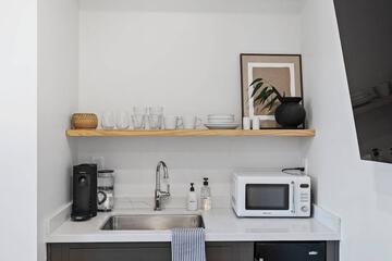 Private kitchenette