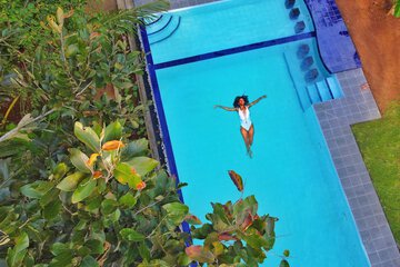 Infinity pool