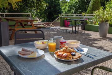Breakfast buffet