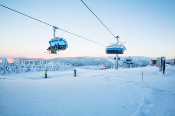Snow and ski sports
